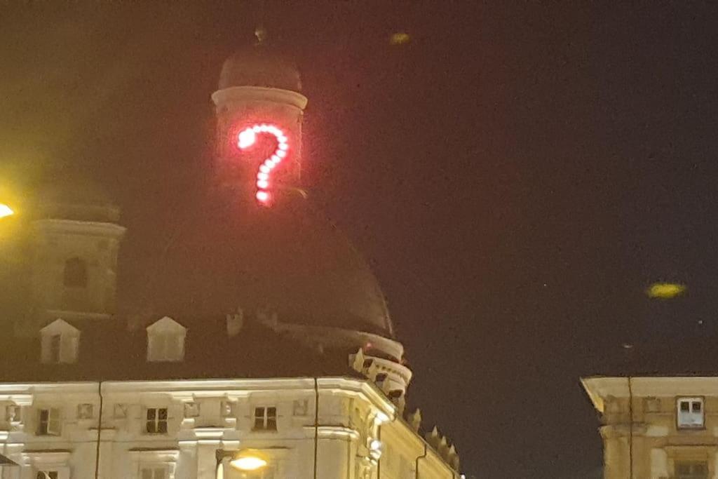 Romantica Mansarda Nel Cuore Di Torino Exterior foto